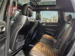 جیپ گراند شیرۆکی